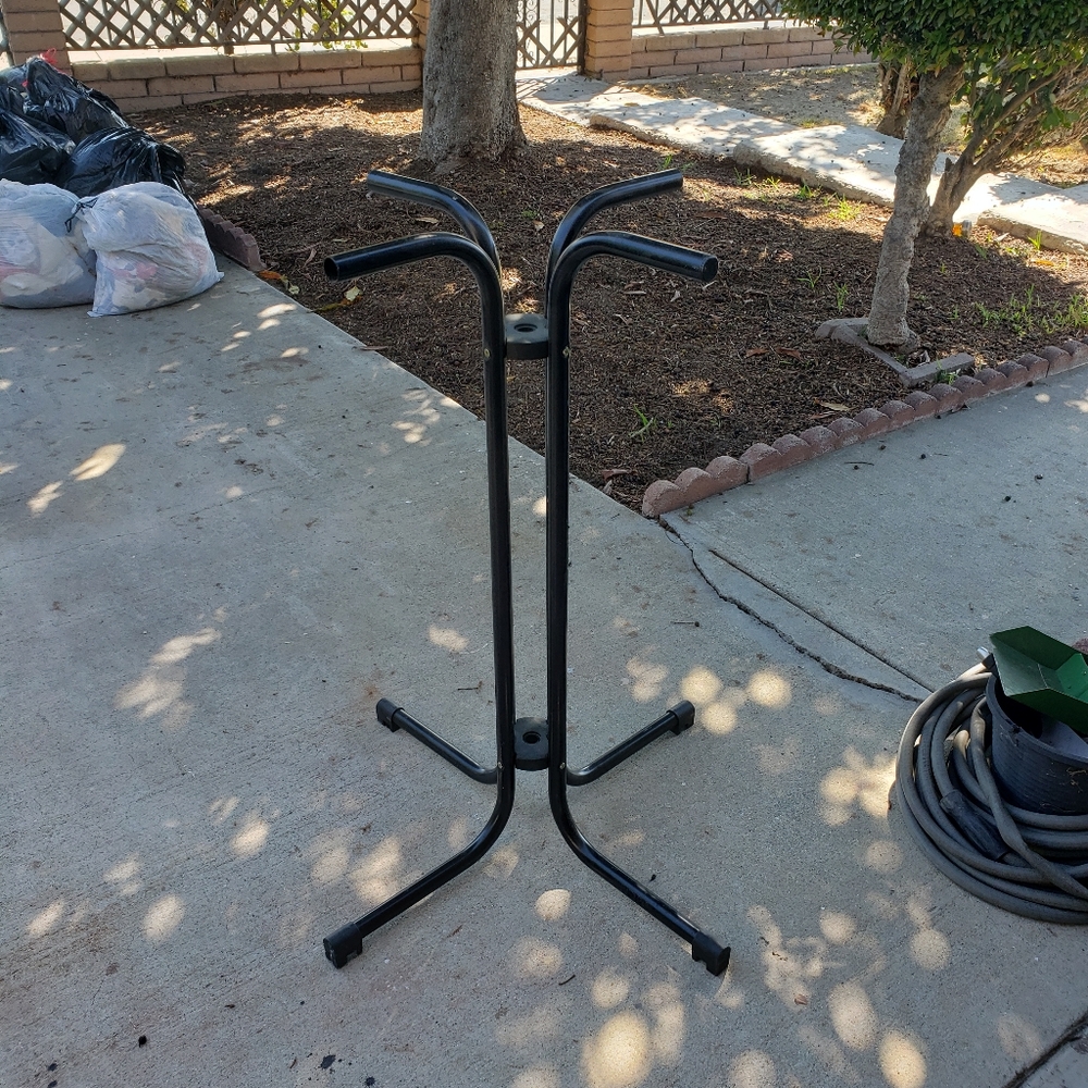 Portable demo table